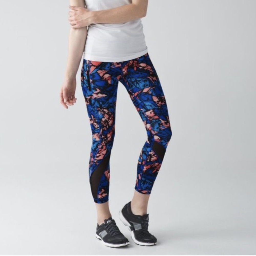 Lululemon Inspire Tight II in Paint Storm Harbor Blue Multi Size 6 Pre-owned